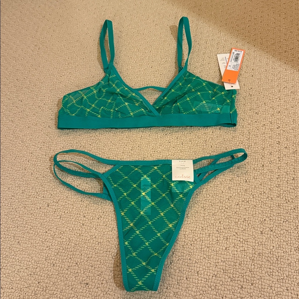 Colsie Green Lattice Bralette and Thong Set